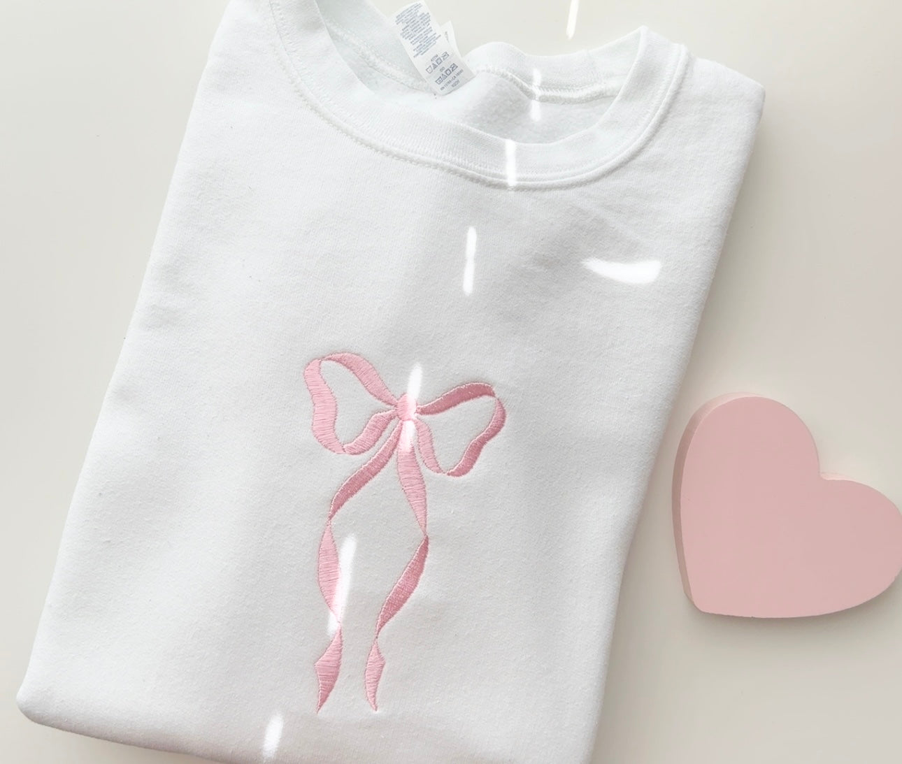 Coquette bow
